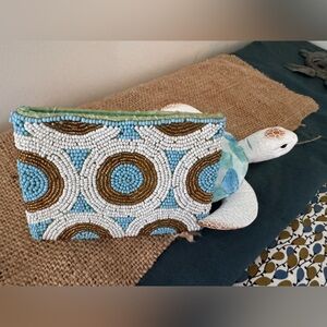 Batik Circle Motive Vintage Handcrafted Beaded Coin Clutch Blue White Gold 60s